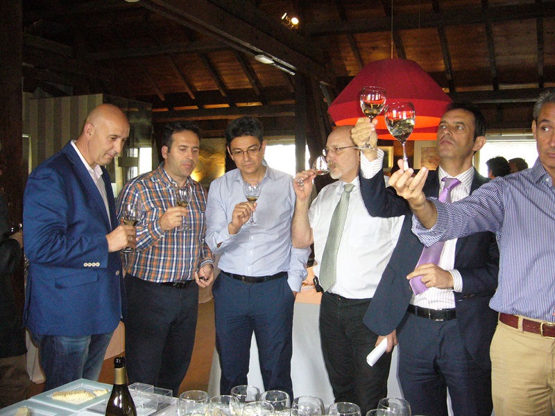Vinos con jamón y queso. Actividad de maridajes Ruleta del Paladar