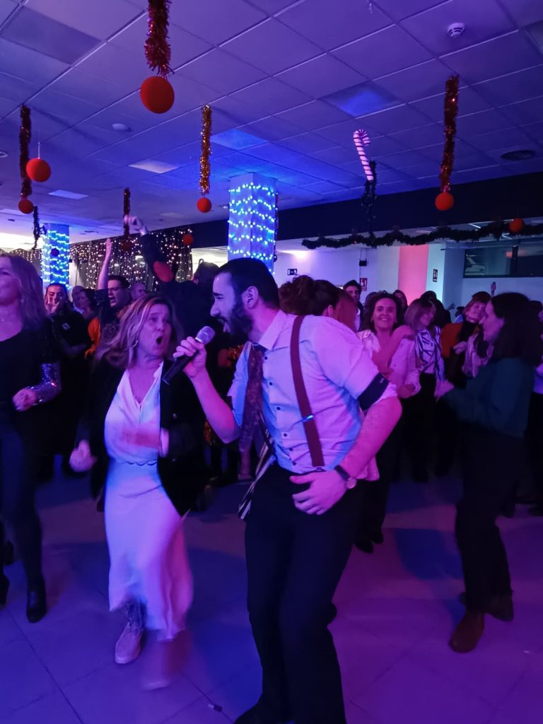 Tu karaoke Me Suena para eventos y fiestas de empresa
