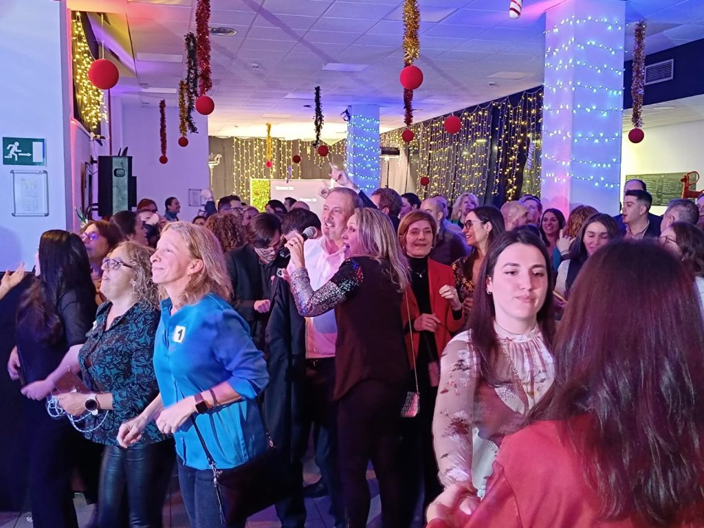 Karaoke para cenas y fiestas de empresa_9